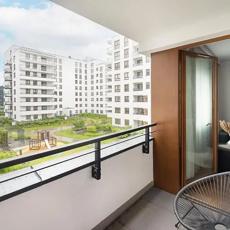 Postepu Mokotow アパート ワルシャワ